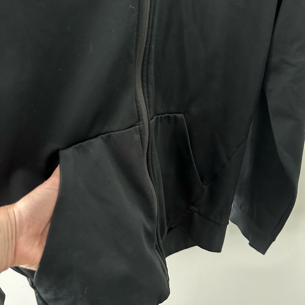 Nike dry fit zip front hoodie, M. - Picture 9 of 10